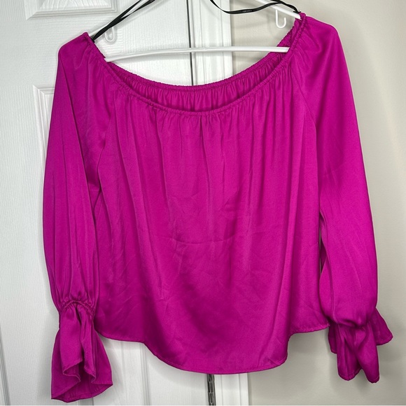 SUPER CUTE FUCHSIA PINK SHIRT - Picture 2 of 2
